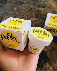 Pastel produit contre les vergetures